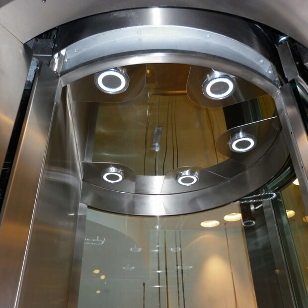 кабина круглого лифта